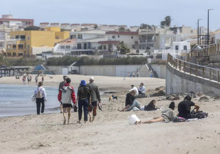 Los hoteles de la costa de la Región de Murcia sufren la caída de reservas de última hora por la borrasca